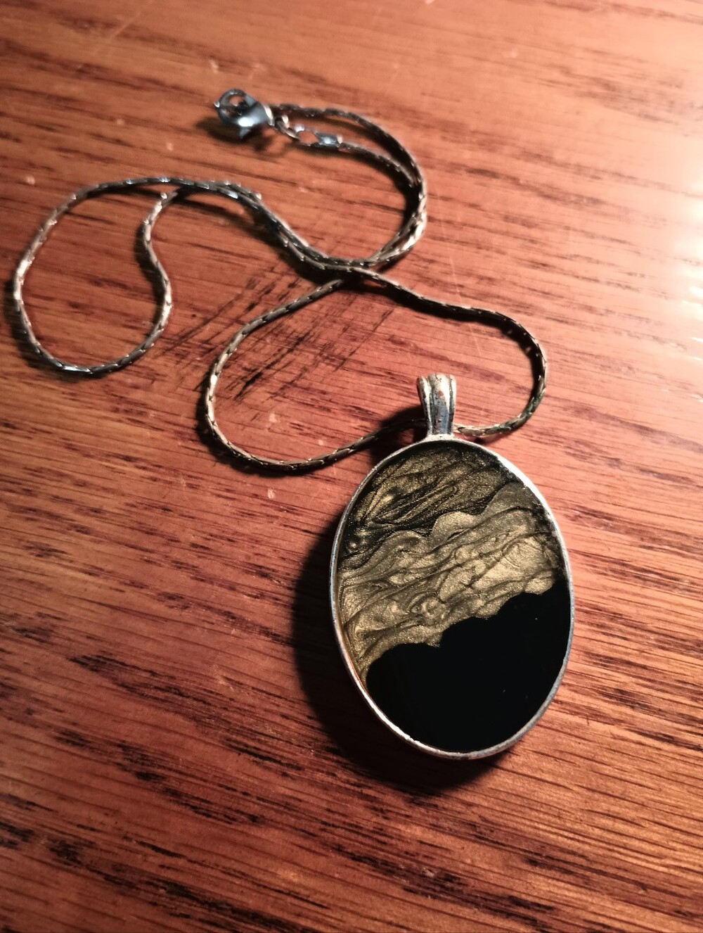 Vintage Kenneth Cole Oval Pendant On Chain